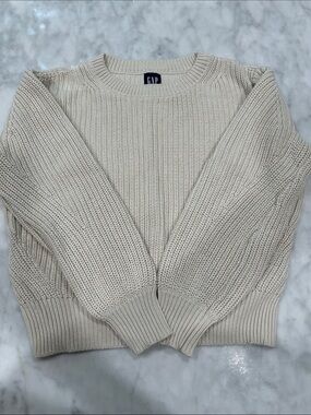 GAP Women's Light Cream Ribbed Crewneck Sweater